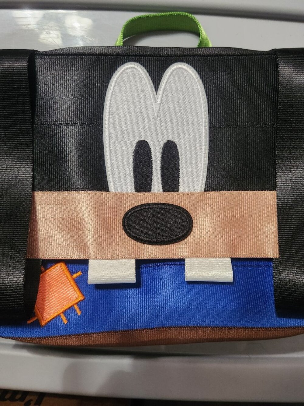 Harveys x Disney Goofy Foldover